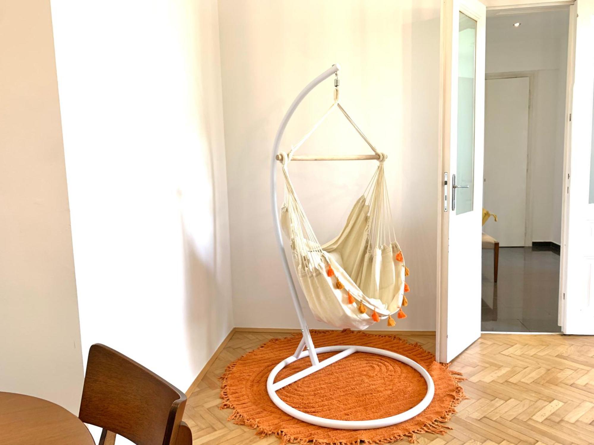Bamboo City Apartment : A Cozy Family Haven In Vienna'S 9Th District Bagian luar foto